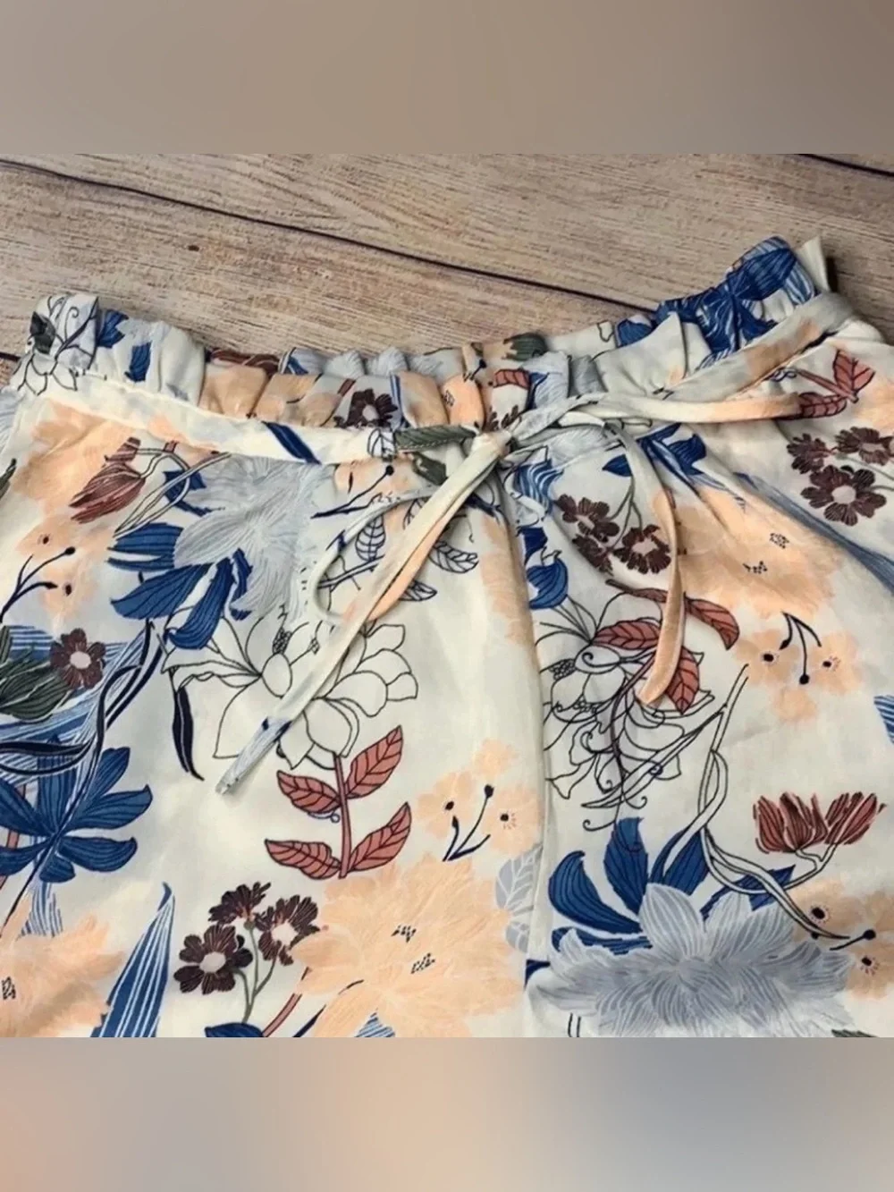 Sweet Jane Lined Flower Silk Drawstring Shorts Size Small